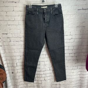 Levi’s wedgie skinny faded black jeans size 29
